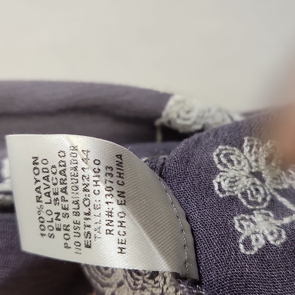 Altar'd-State Cool Grey White Floral Embroidered Bell Sleeve Cut-Out Back Mini S - Picture 14 of 16